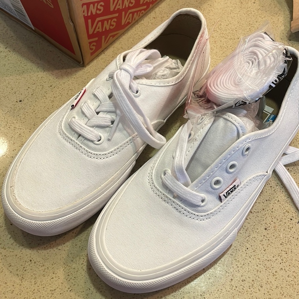 COPY - Womens white vans 4.5 Mens/ 6 womens